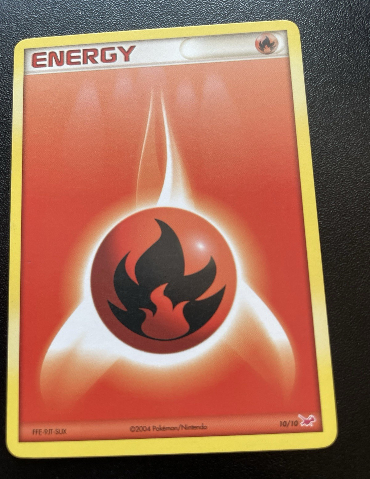 Fire Energy 10/10 Pokémon TCG Unlimited Regular Common English 2004