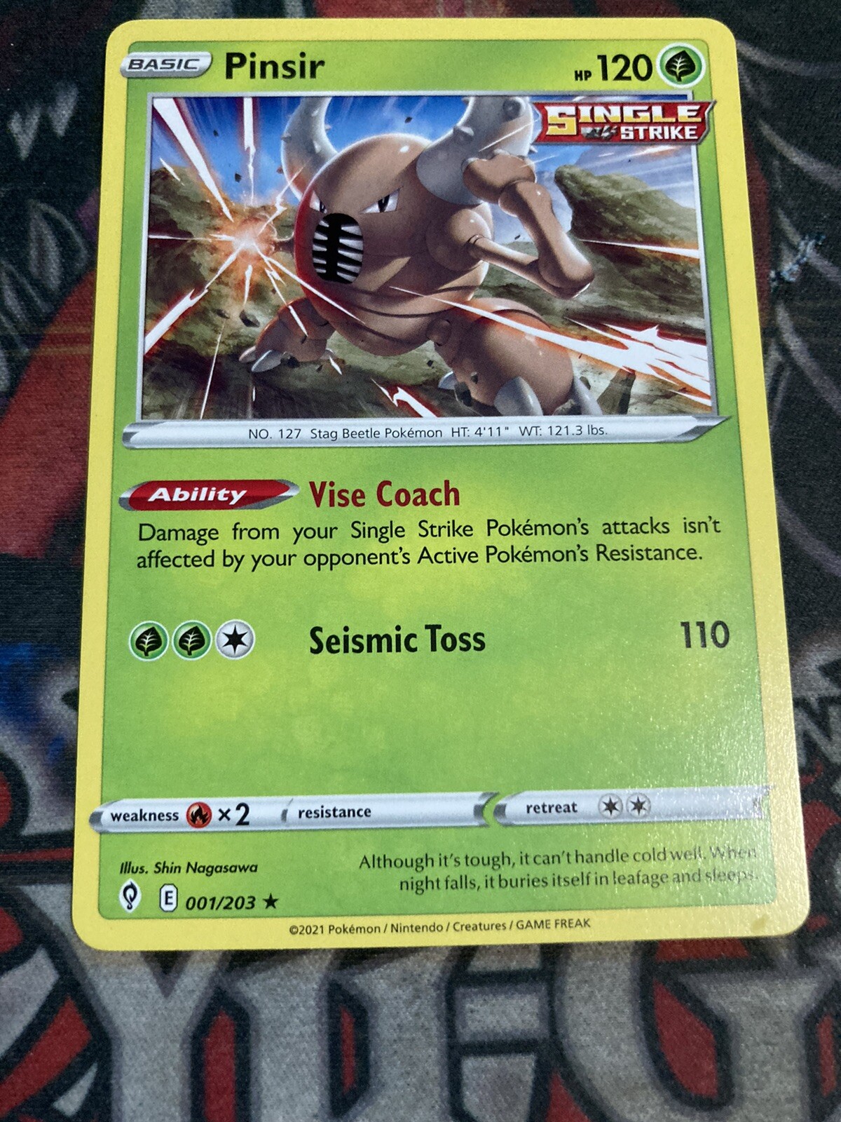 Pokémon TCG Pinsir Evolving Skies 001/203 Regular Rare-NM