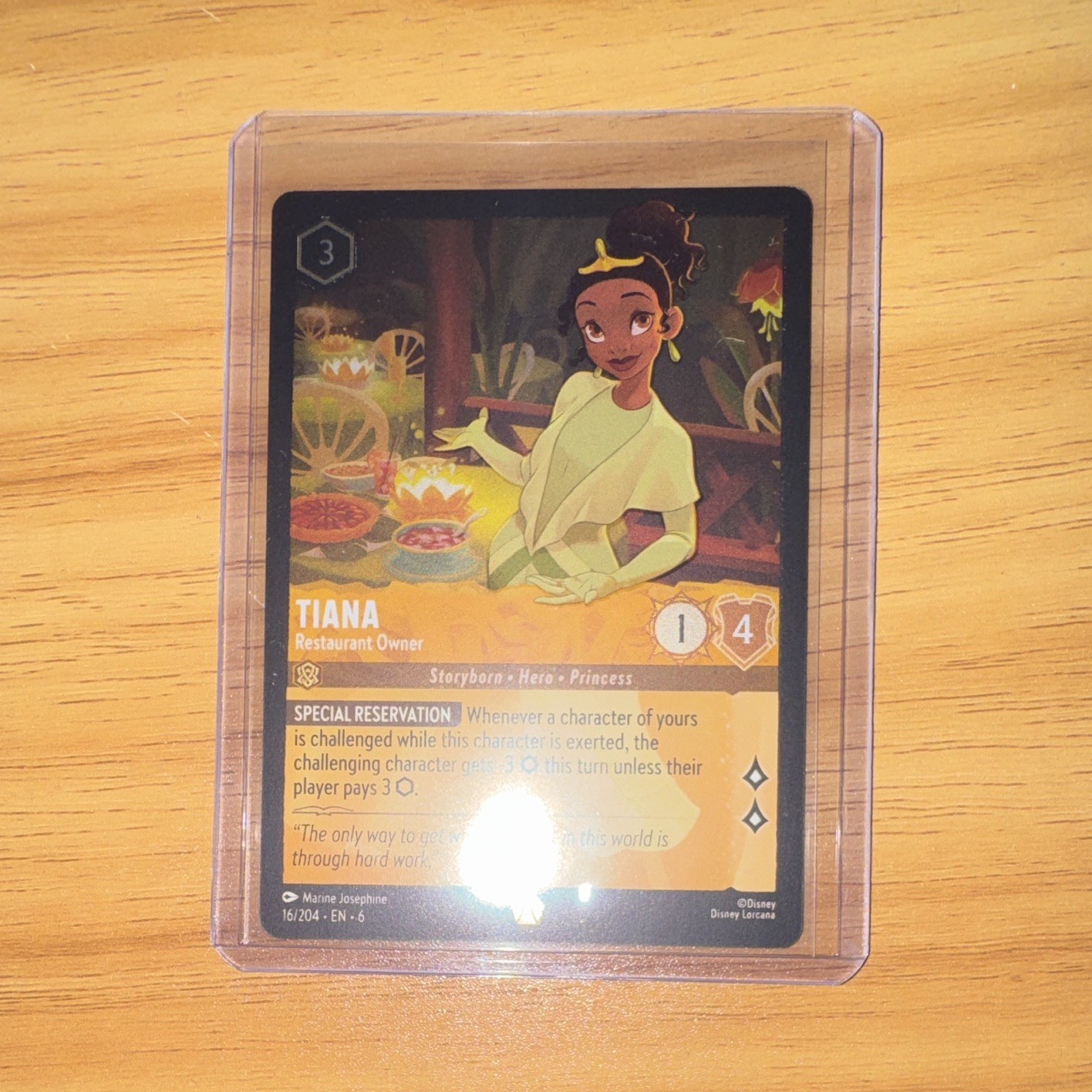 Ravensburger Tiana – Restaurant Owner 16/204 First Chapter Cmn Amber Eng