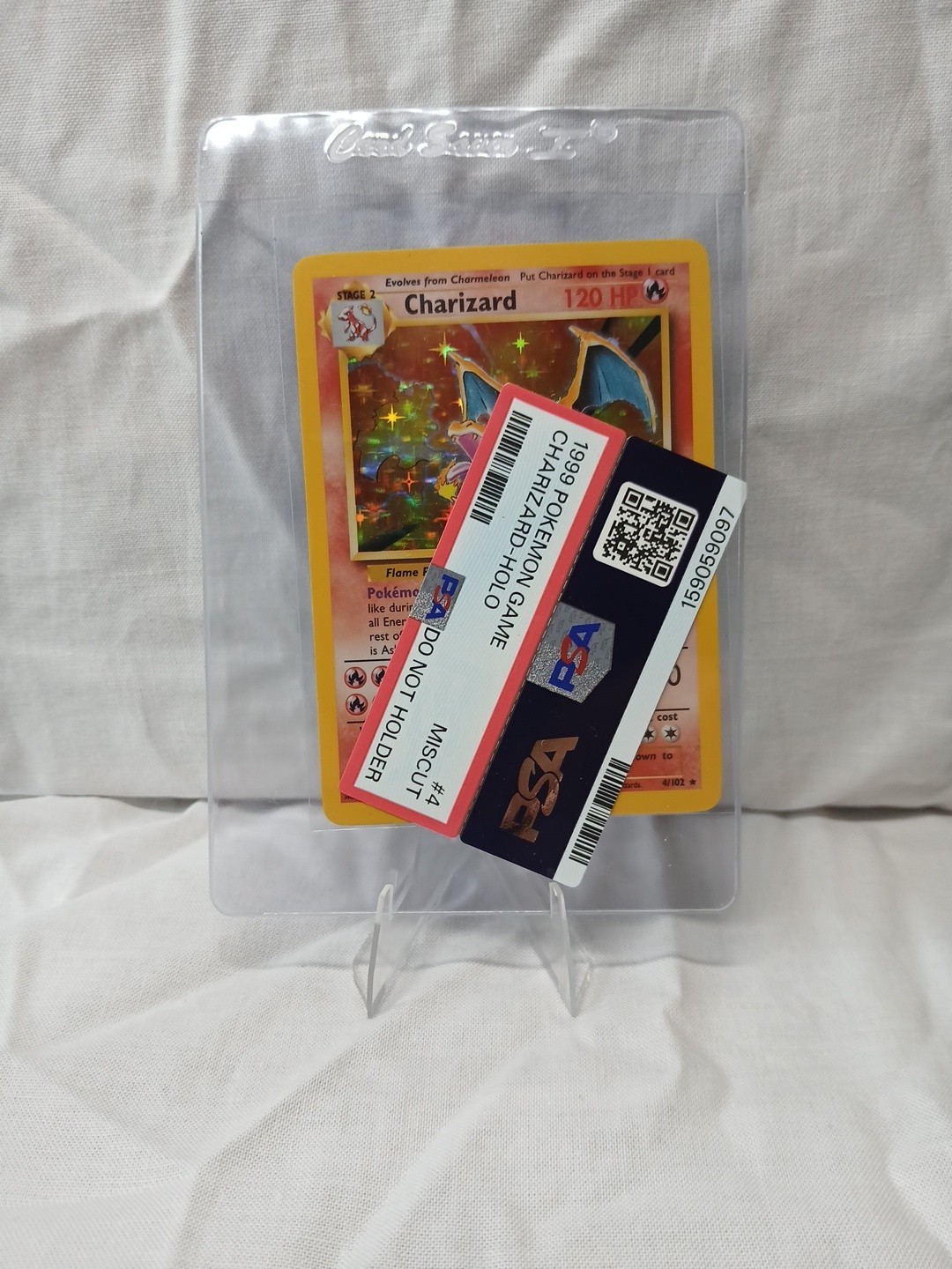 1999 Pokémon Game Charizard-Holo #4 Miscut Do Not Holder Vintage Rare Card 4/102