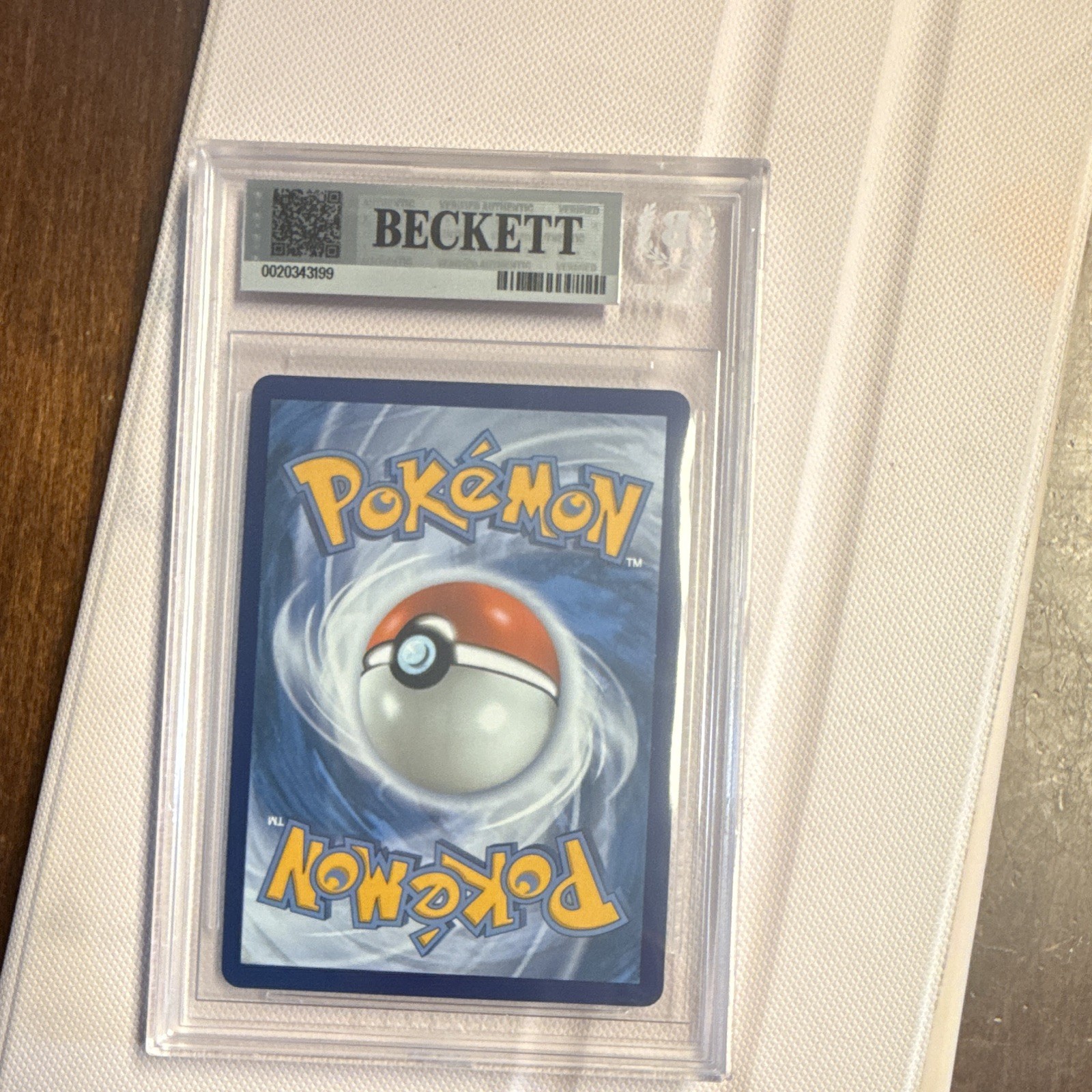 Roxie’s Performance 121/086 Chaos Rising SIR Holo Eng 2026 Beckett 9