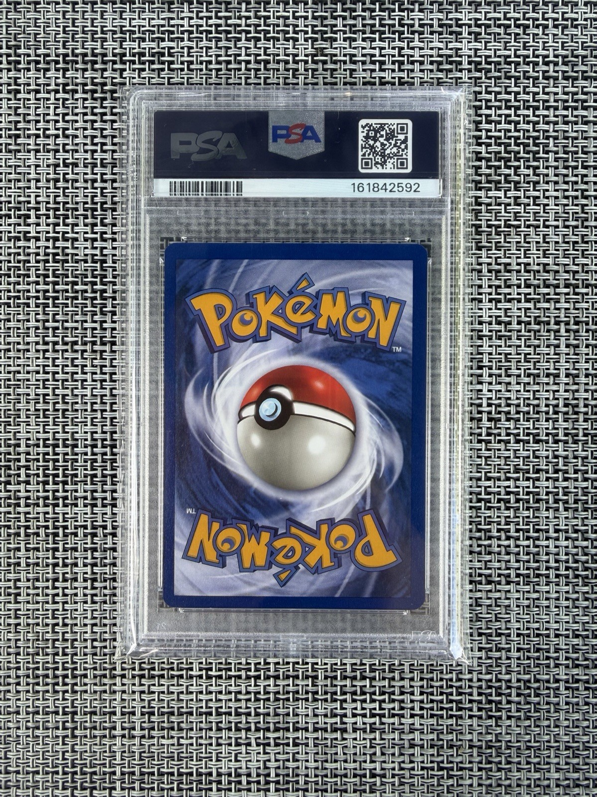Mewtwo 010/102 Base Set Holo PSA 8