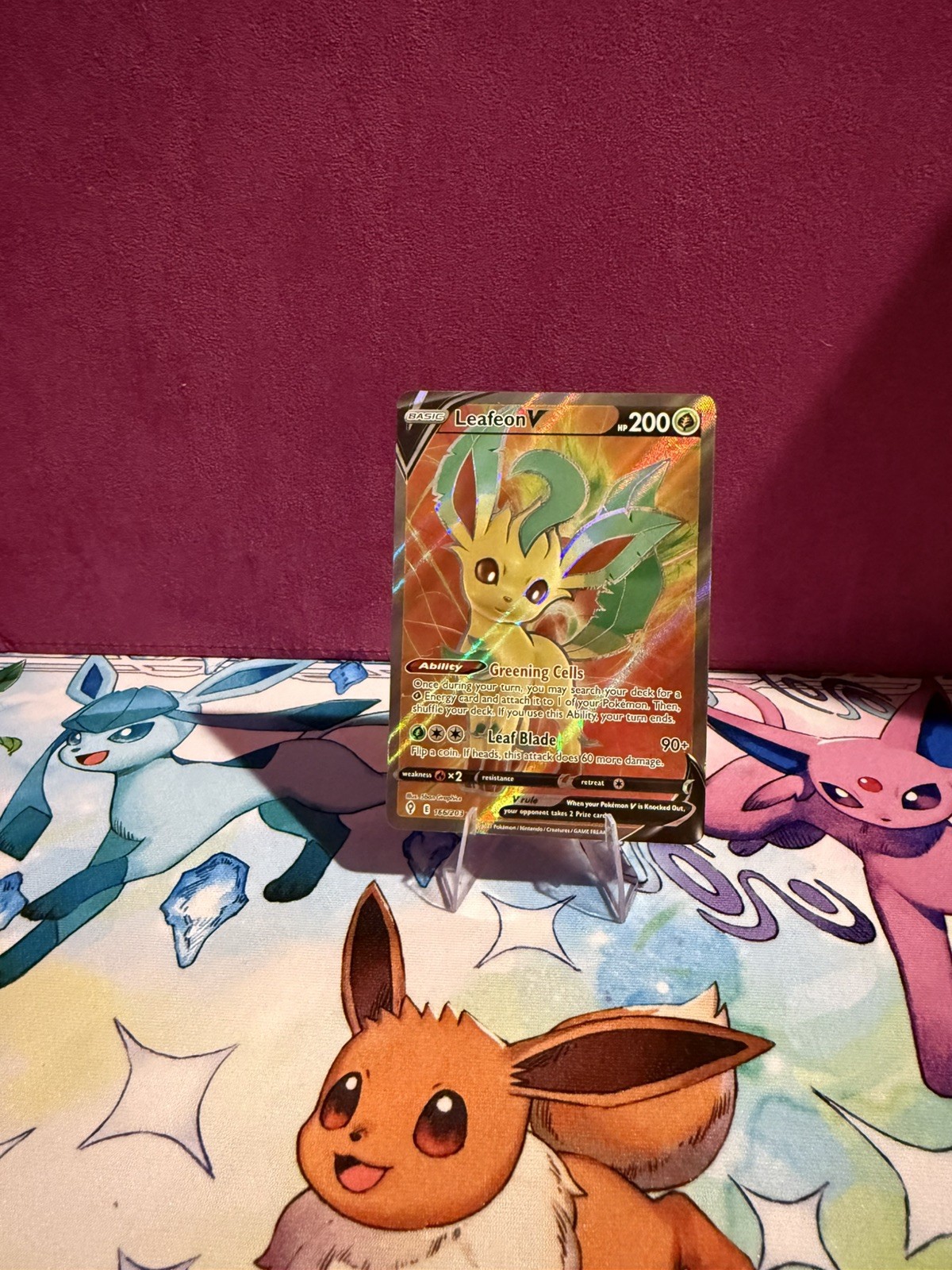 Leafeon V (Full Art) 166/203 SWSH07: Evolving Skies Holo