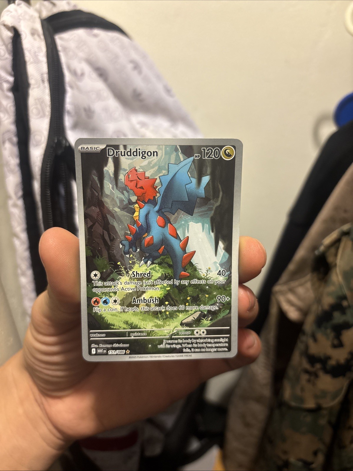 Druddigon 151/086 Sv: White Flare Holo