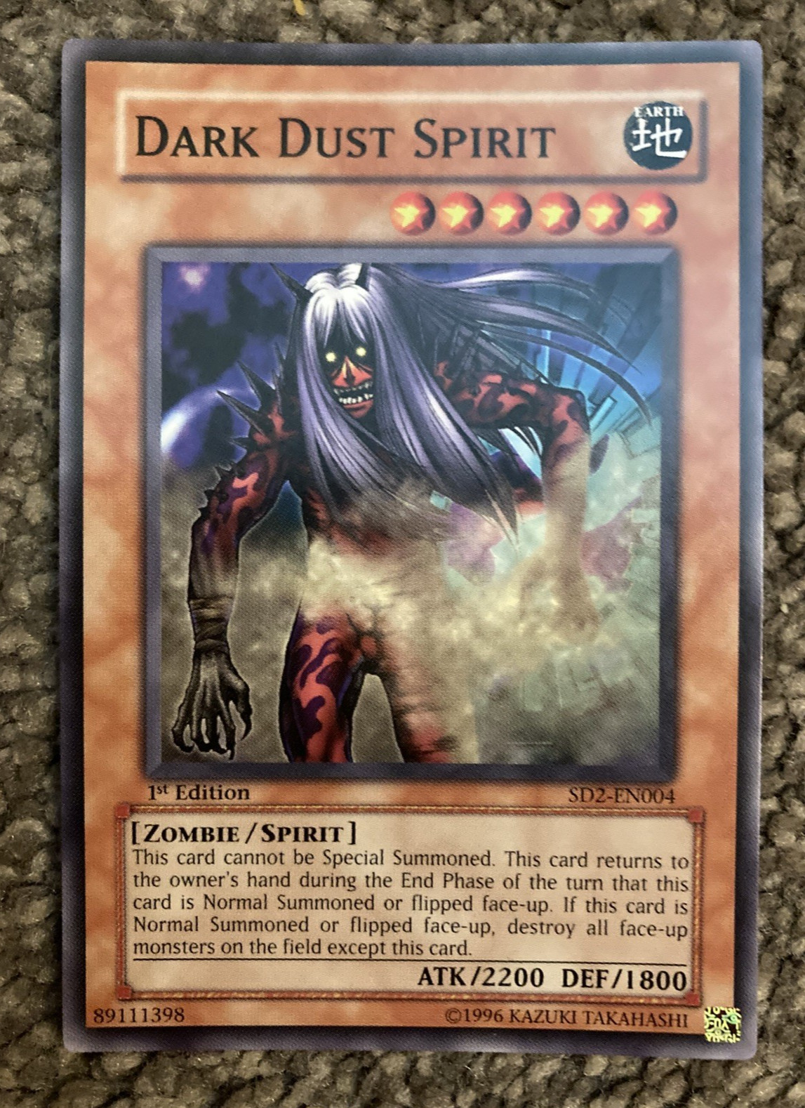 Dark Dust Spirit — (Common/Rare “EARTH – ZOMBIE/SPIRIT” Yu-Gi-Oh! TC).