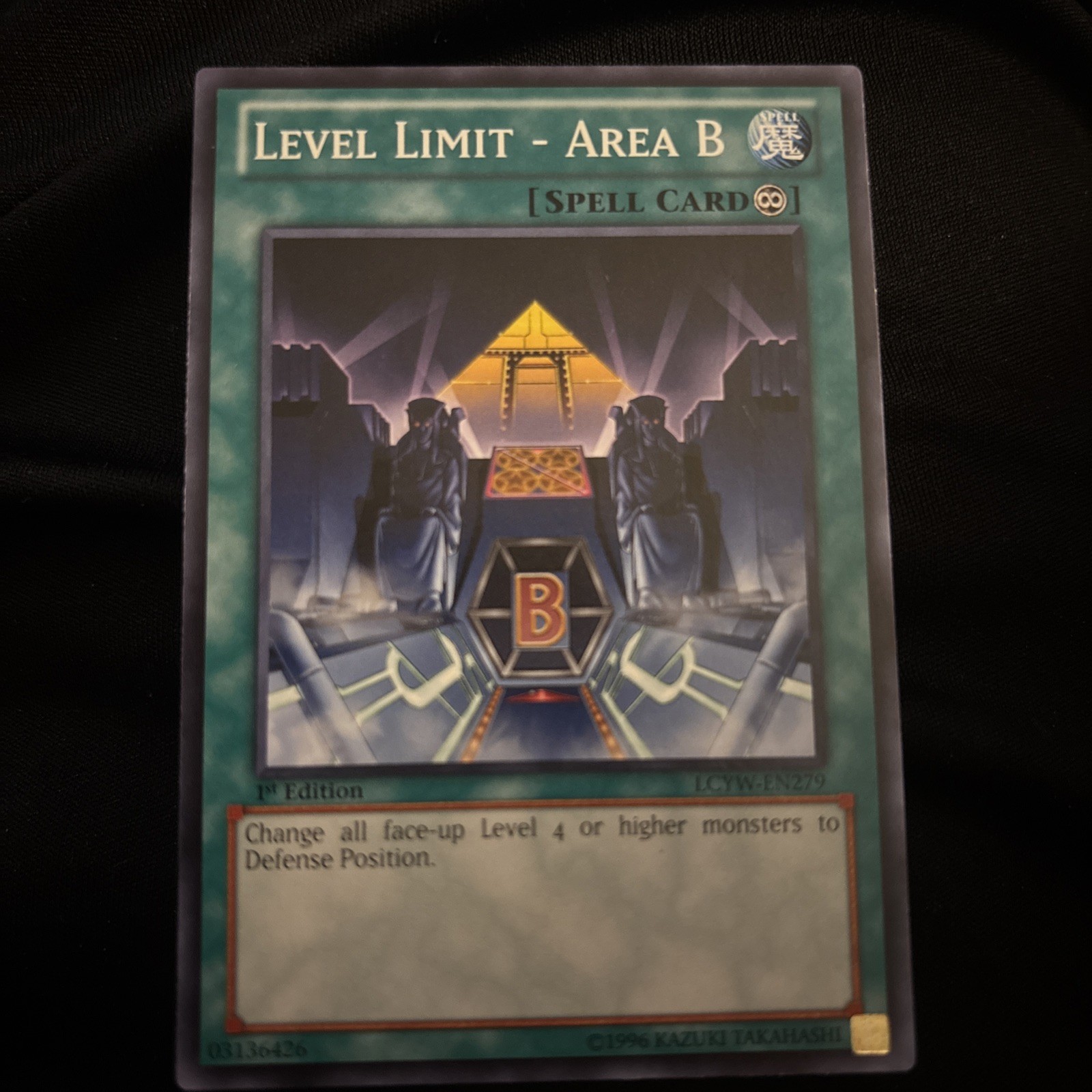 Level Limit – Area B (Common, LCYW-EN279, 1st Edition) [Near Mint] Yugioh Card