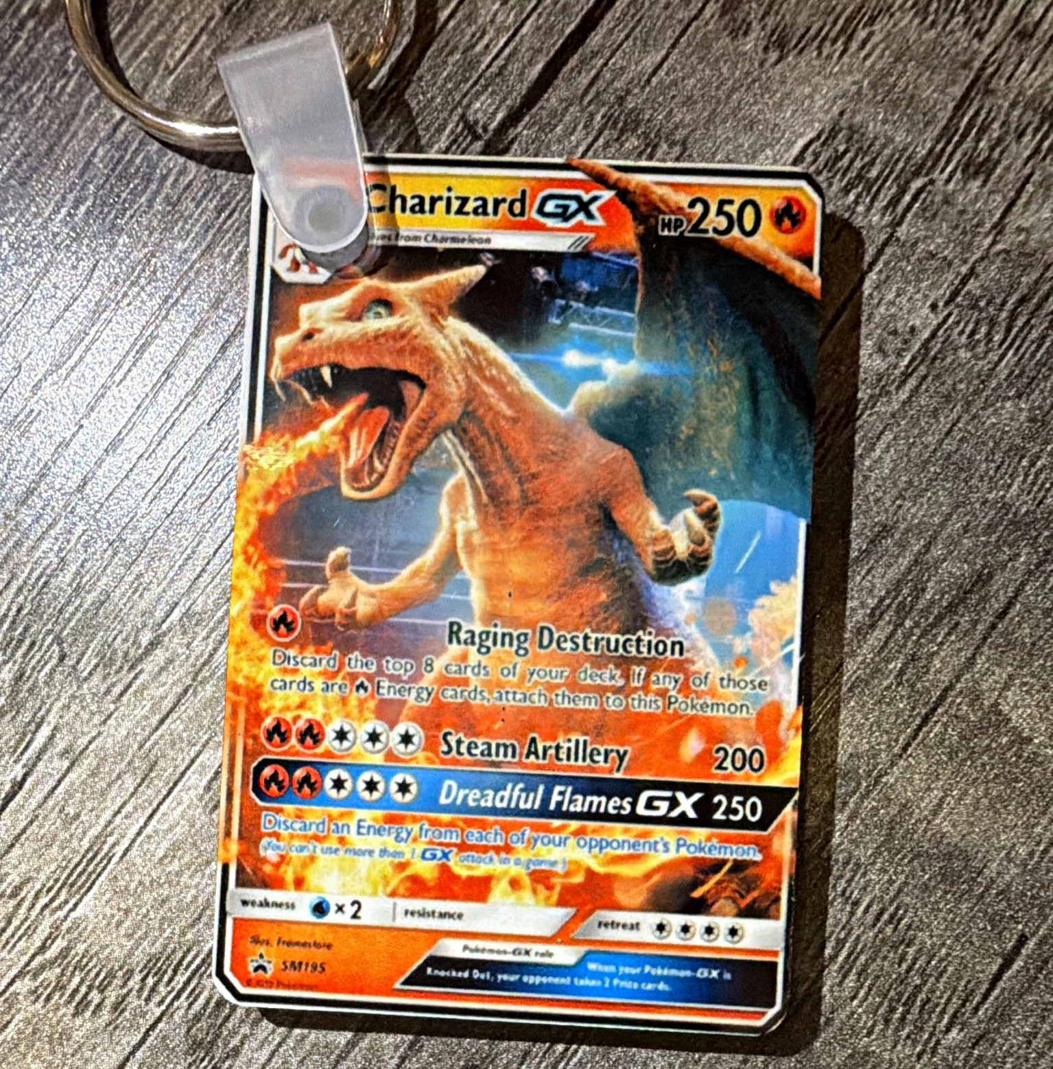 The Pokémon Company Charizard GX SM195 Jumbo Holo Promo (Keychain)