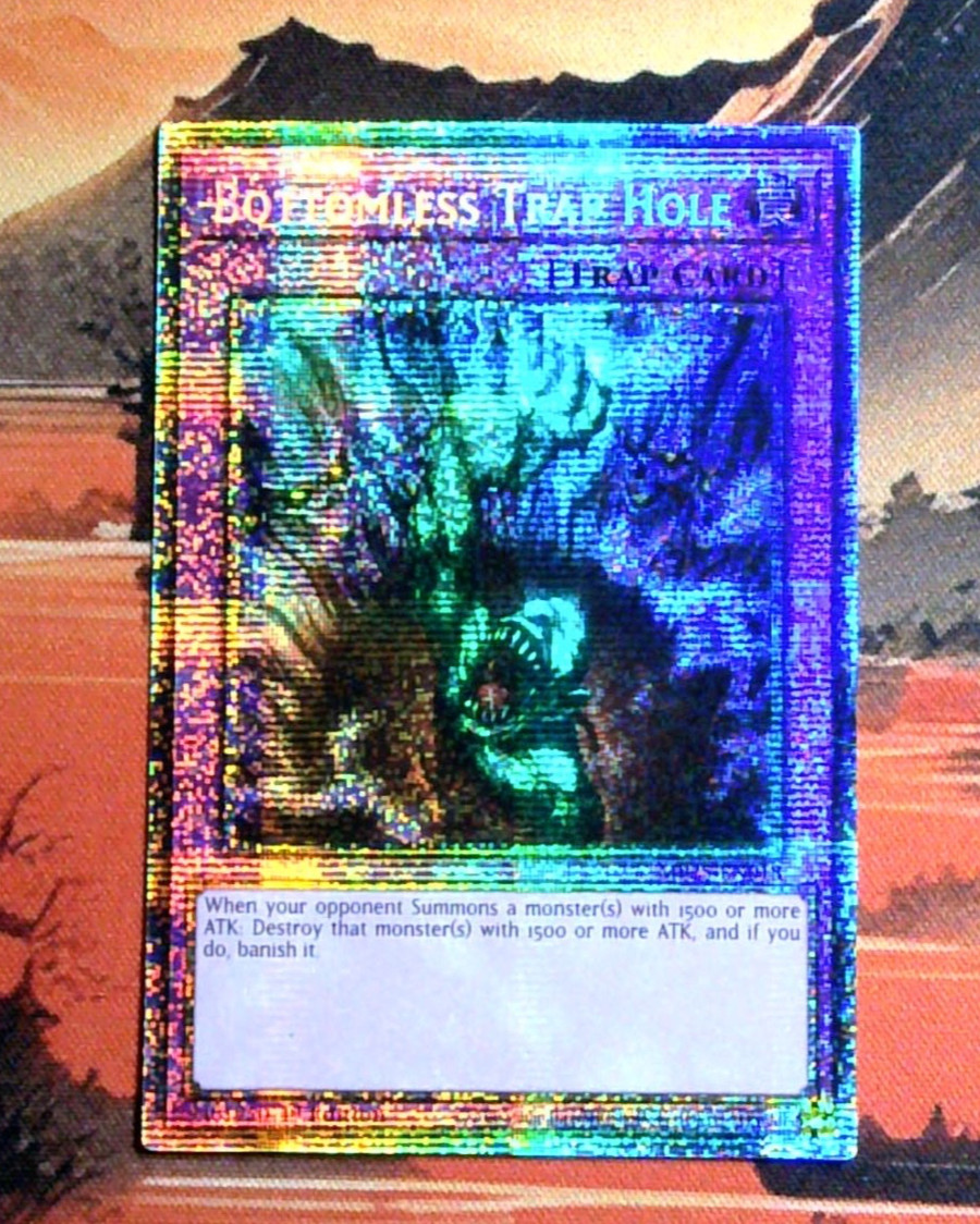YuGiOh! Bottomless Trap Hole MP25-EN018 1st Edition NM STR