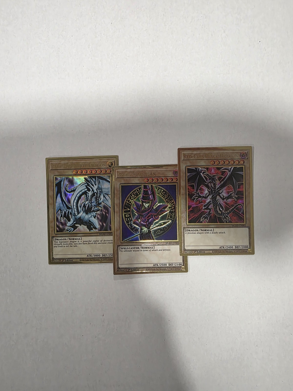 YUGIOH: Blue-Eyes White Dragon Red-Eyes B Dragon Dark Magician SET MGED NM