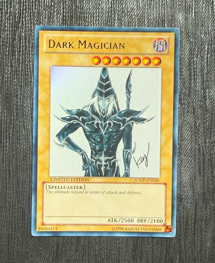 Konami Yu-Gi-Oh! Dark Magician JUMP-EN049 Shonen Jump Promo Ultra Rare