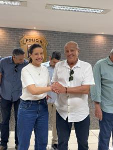 Leia mais sobre o artigo MARCÍLIO RÉGIO RECEBE EM GOIANA GOVERNADORA PARA ANÚNCIOS DE NOVO BATALHÃO DA PM E FIM DO RODÍZIO DE ÁGUA NO MUNICÍPIO