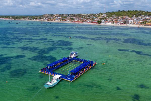 Você está visualizando atualmente PISCINA FLUTUANTE NO MAR COM ATLETAS OLÍMPICOS E AMADORES MARCA ENCERRAMENTO DO GOIANA BEACH SPORTS