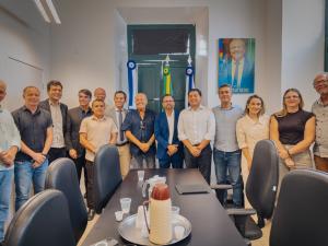 Leia mais sobre o artigo PREFEITURA DE GOIANA DISCUTE DESENVOLVIMENTO IMOBILIÁRIO E TURÍSTICO EM REUNIÃO COM A DESBRAVA