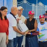 Leia mais sobre o artigo PREFEITURA DE GOIANA REALIZA ENTREGA DE SEMENTES E BENEFICIA 1.200 FAMÍLIAS DE AGRICULTORES